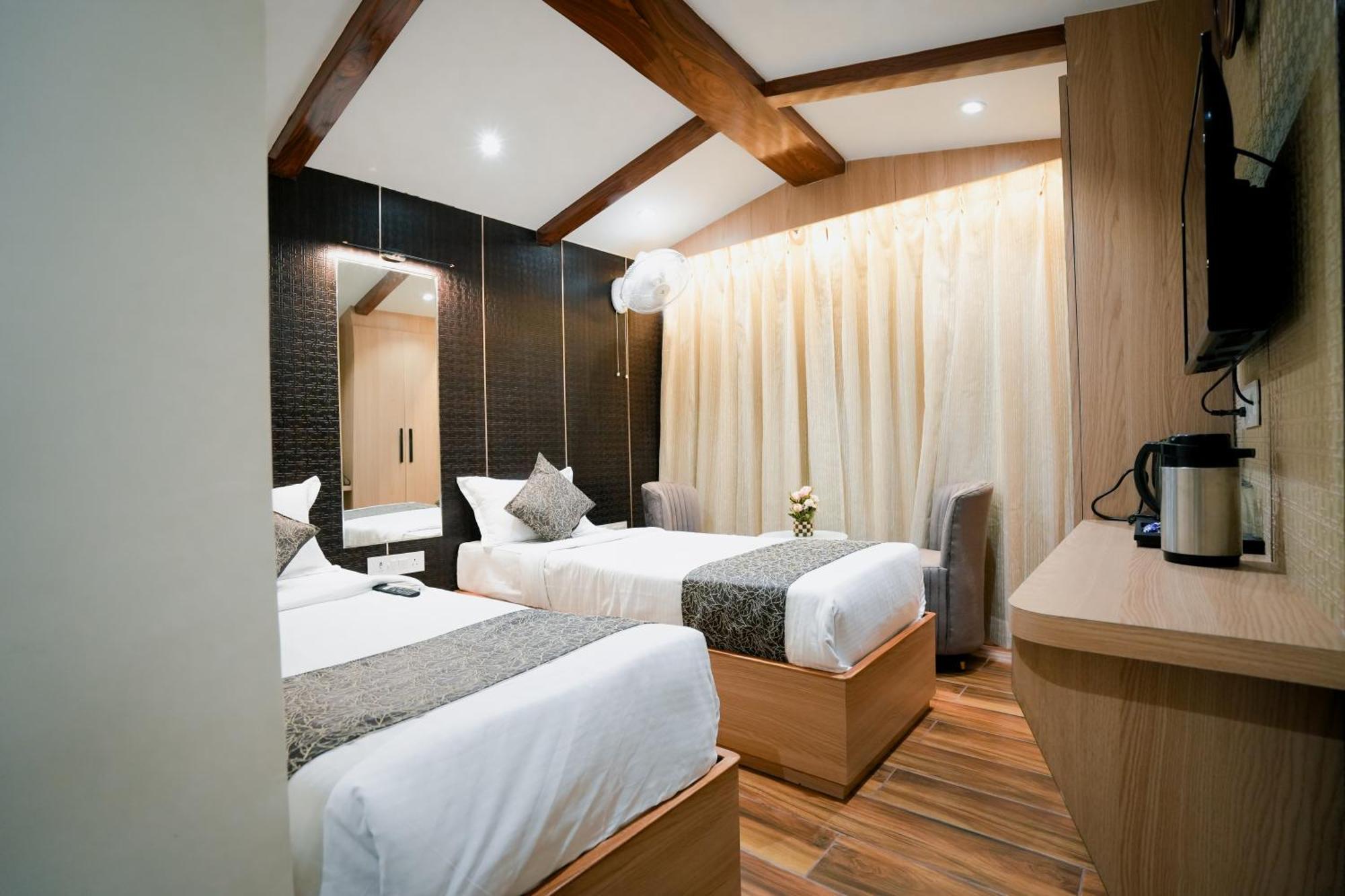 Hotel Jk Palace Allāhābād Junction 외부 사진