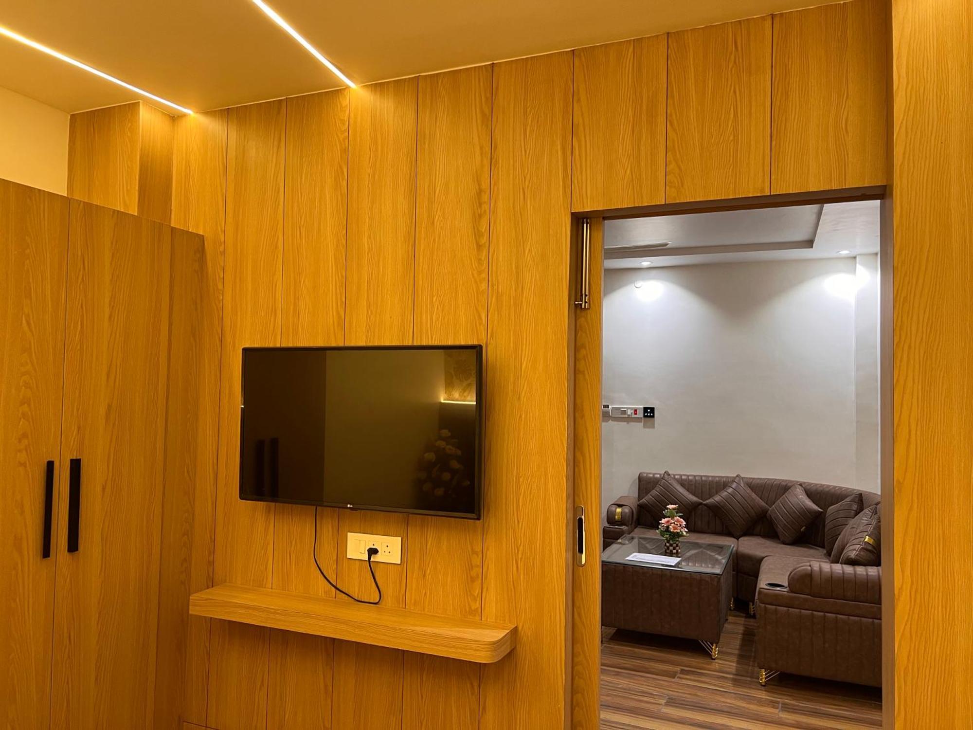 Hotel Jk Palace Allāhābād Junction 외부 사진